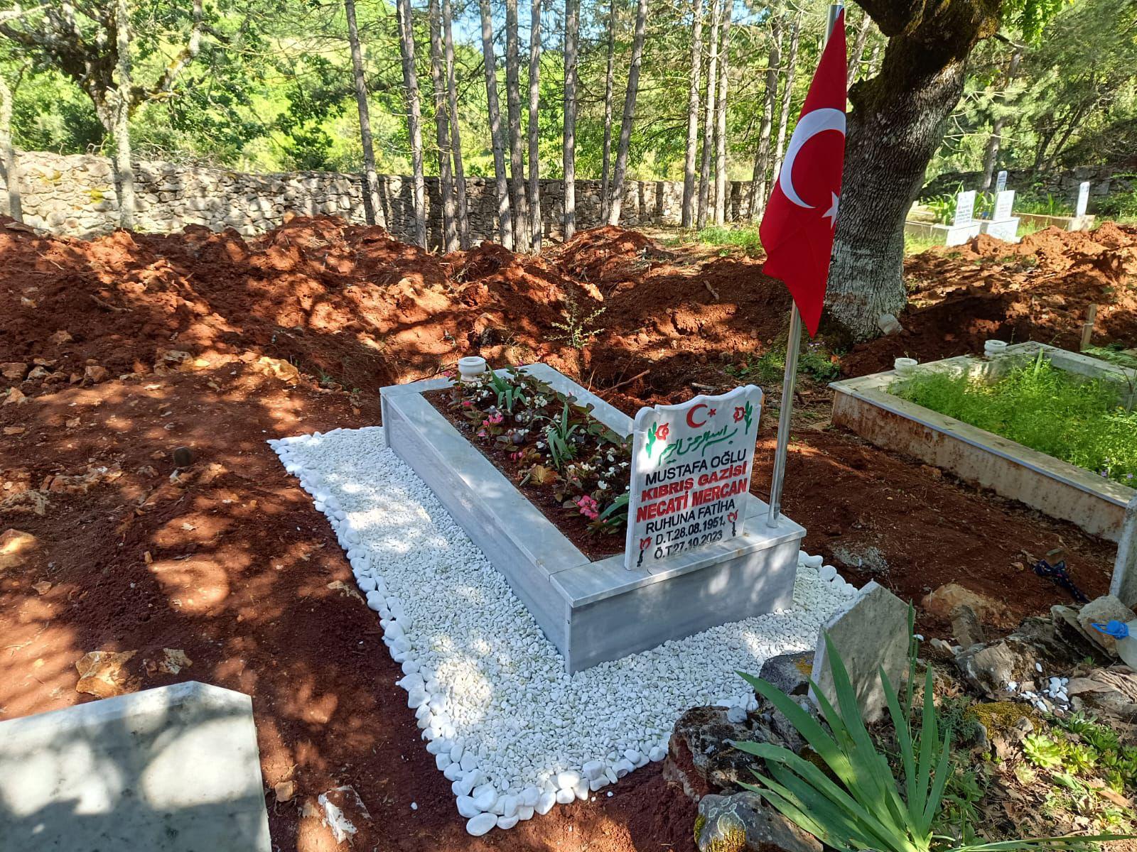 Ahmet Akın'dan merhum gaziye vefa örneği