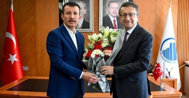 AKP'li başkandan önceki AKP'li başkana suçlama