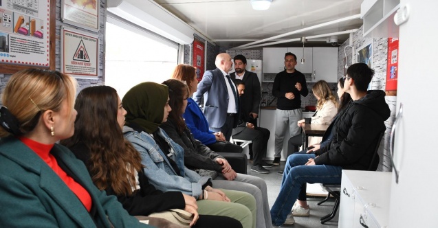 Balıkesir’de “Deprem Simülasyon Tırı” ilçeleri geziyor