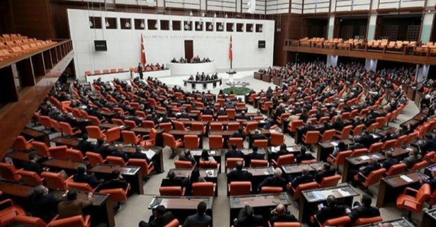 Emekli maaşlarındaki yetersizliğin araştırılması önerileri, AKP ve MHP oylarıyla reddedildi