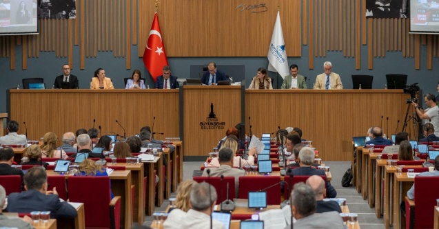 İzmir Büyükşehir Belediyesi yatırımlarında aslan payı fen işleri, raylı sistem ve ulaşımın