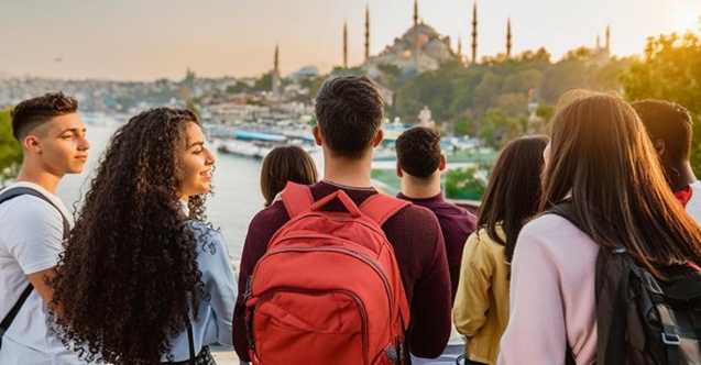 KONDA araştırdı: Gençler 10 yıl önceye göre daha modern, mutsuz ve hoşgörülü