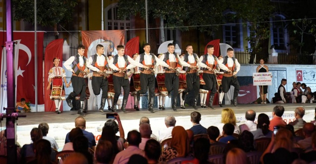 Dünya kültürleri Denizli’nin ilçelerinde sahne alıyor