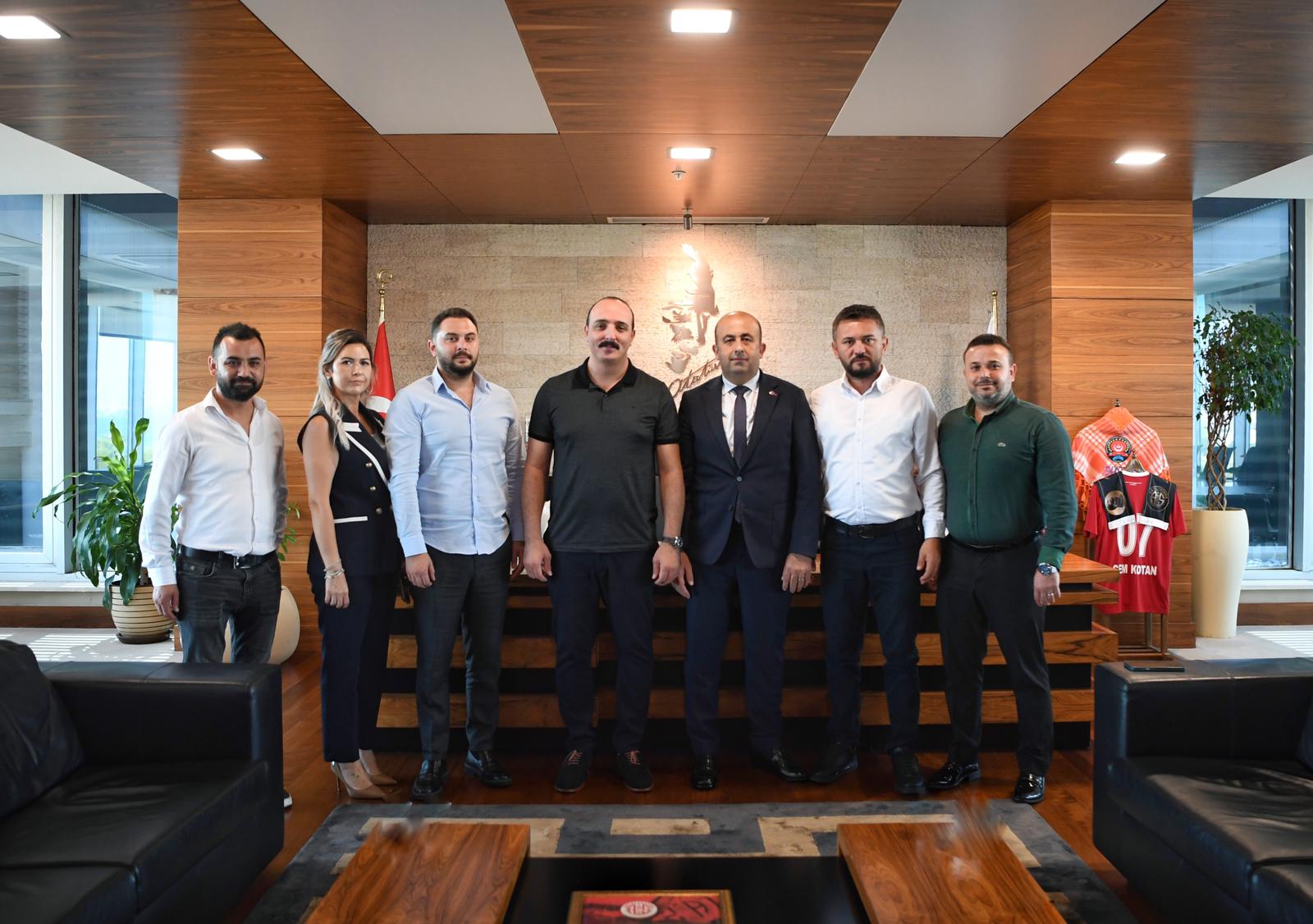 Cem Kotan Belediye-İş Sendikası yöneticileriyle buluştu