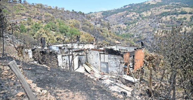 Deprem ve Doğal Afet Komisyonu Akhisar’da incelemelerde bulundu