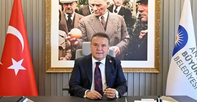 Muhittin Böcek: Günde 14 ilaç kullanıyorum, bana ev hapsini bile çok görüyorlar