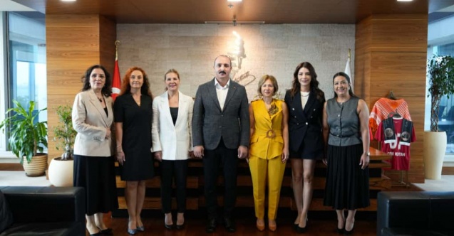 Başkan Kotan Antalyalı iş kadınları ile bir araya geldi