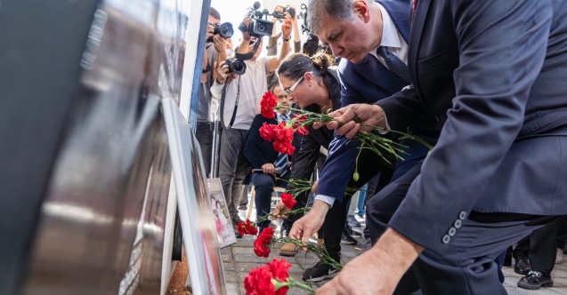 Cemil Tugay: Depremin siyaseti olmaz, vicdanımızla konuşacağız