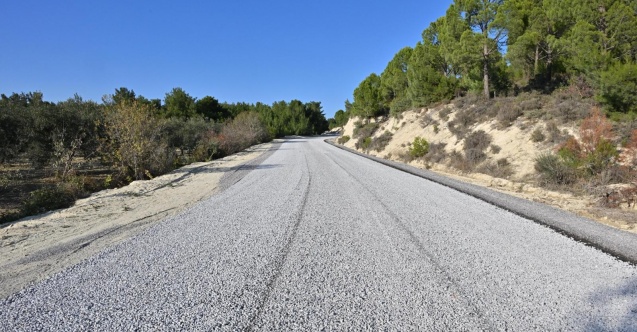 Kırkağaç’ın yolları güzelleşiyor