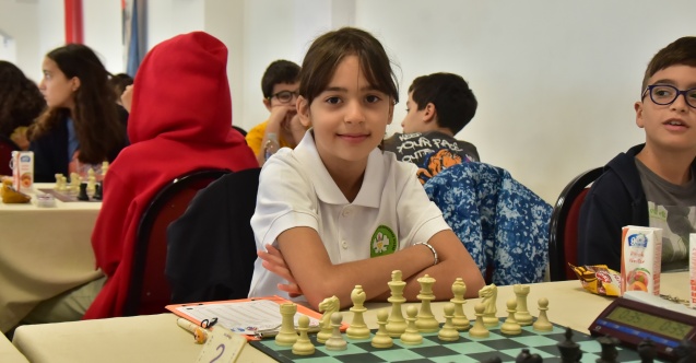 Manisa'da Satranç Yarışmasında Ödüller Sahiplerini Buldu