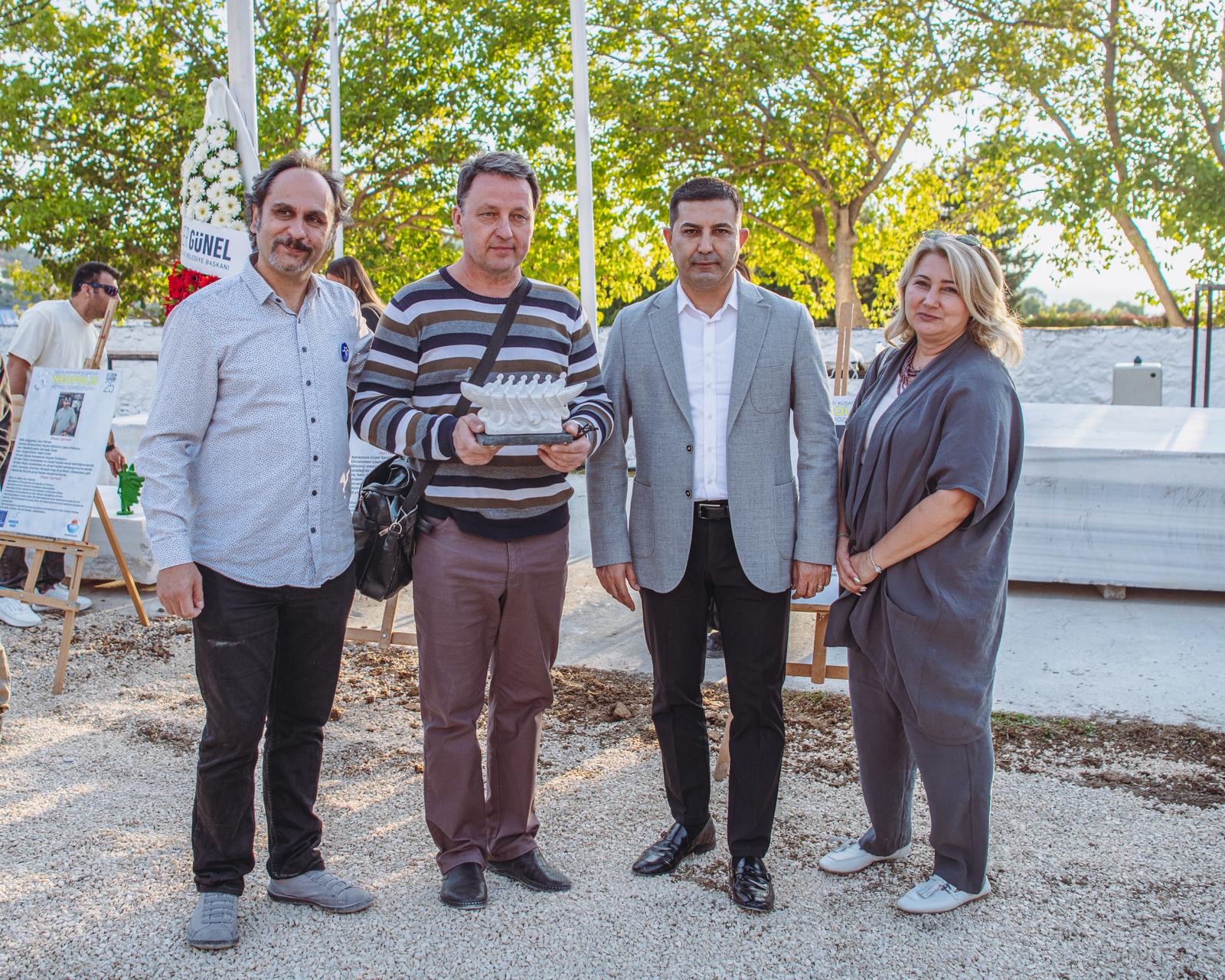 Uluslararası Kuşadası Neopolis Heykel Sempozyumu başladı