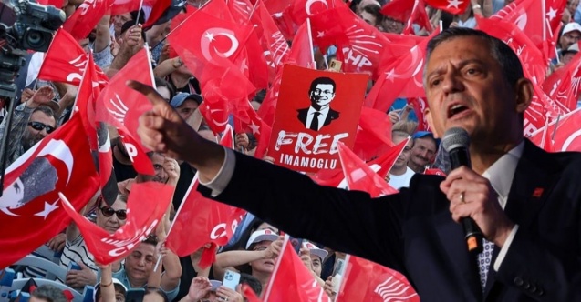 CHP'den 35 haftada 71'inci eylem: Yurttaşlar Sultangazi'ye akın etti