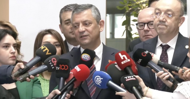 Özgür Özel'den AK Partili Özlem Zengin'e yanıt: 'Emeklilere kimse gariban diyemez, CHP emeklisine sahip çıkıyor'