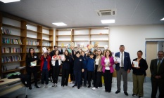 Konyaaltı Belediyesi#039;nden kitap bağışı