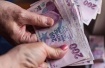 Emekli maaş farkı yarın hesaplara yatıyor!