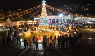 Yeni yıl coşkusu, ‘Bursa Yeni Yıl Meydanı’nda yaşanıyor
