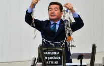 "İşte bunlar batırdığınız esnafımızın anahtarları!"