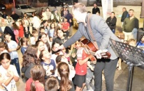 Karşıyaka ve Esentepe’de “Sahne Kepez” coşkusu