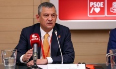Özgür Özel, Sosyalist Enternasyonel'de konuştu