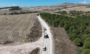 Başkan Ahmet Akın, Son Kurşun Anıtı’na giden yolu asfaltla buluşturdu