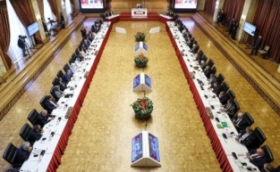 İktidar medyasından İmralı süreci oranları: Hangi parti seçmeni ne kadar destek veriyor ?