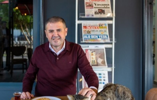 Mezitli Belediyesi, Yeni Nesil Kitap Kafe'yi hizmete açtı