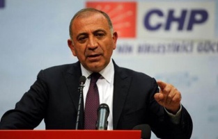 CHP'li Tekin'den 'Gençlik raporu'