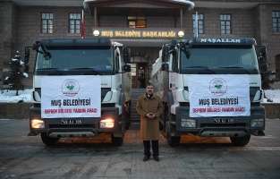 Muş Belediyesi'nden 2 kamyon yardım daha