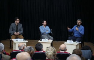 Bayraklı'da basın özgürlüğü konuşuldu