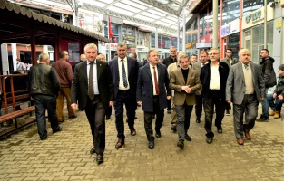 Bornova'da Başkan İduğ nakliyecilerin sorunlarını dinledi