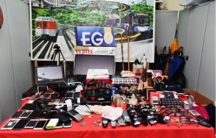 Toplu taşımada unutulan eşyalar satılacak