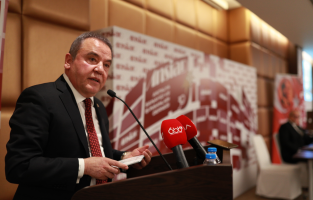 Başkan Böcek iş insanlarına projelerini anlattı