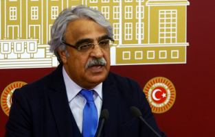HDP'li Sancar: 'Cumhurbaşkanı kabinesiyle birlikte istifa etmelidir!'