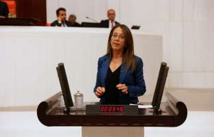 'Patronları değil, gençleri düşünün!'