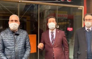 'Berberler ve kuaförler 40 gündür kapalı'