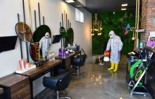 Başkan Yavaş'tan berber ve kuaförlere hijyen desteği