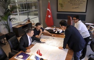 Kuşadası'nda yatırım durmuyor