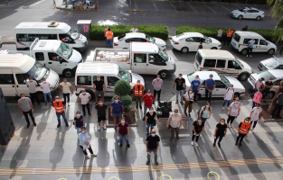 Karşıyaka'da dayanışma büyüyor!