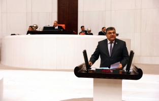 'AKP karanlıkta yol alıyor, denetimden kaçıyor!'