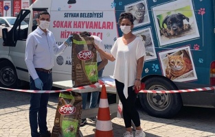 Seyhan, sokak hayvanlarına sahip çıkıyor