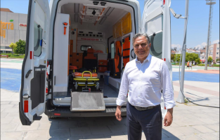 Muratpaşa, 3'üncü hasta nakil aracını aldı