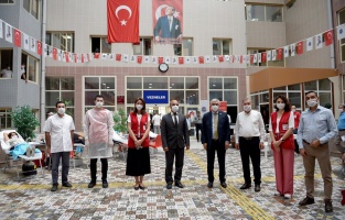 Seyhan, Kızılay'a 'Can' verdi