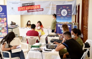 Seyhan'dan öğrencilere tercih desteği