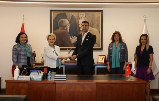 Kartal Belediyesi kreş öğretmenleri, eğitimde bir adım önce