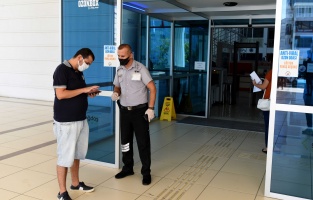 Muratpaşa'da girişler kontrol altında