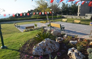 Yeni parklar Kuşadası'na nefes oluyor