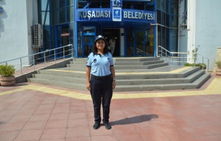 Kuşadası Belediyesi yardımda engel tanımıyor