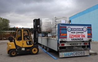 Eskişehir İzmir'in yaralarını sarmaya devam ediyor