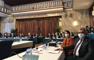 'Öğretmenlerin 60 bin atama talebi görmezden gelinemez'