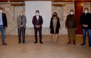 Başkan Günel, turizm ve esnaf temsilcileriyle bir araya geldi